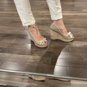 Tory Burch wedge linen 7.5